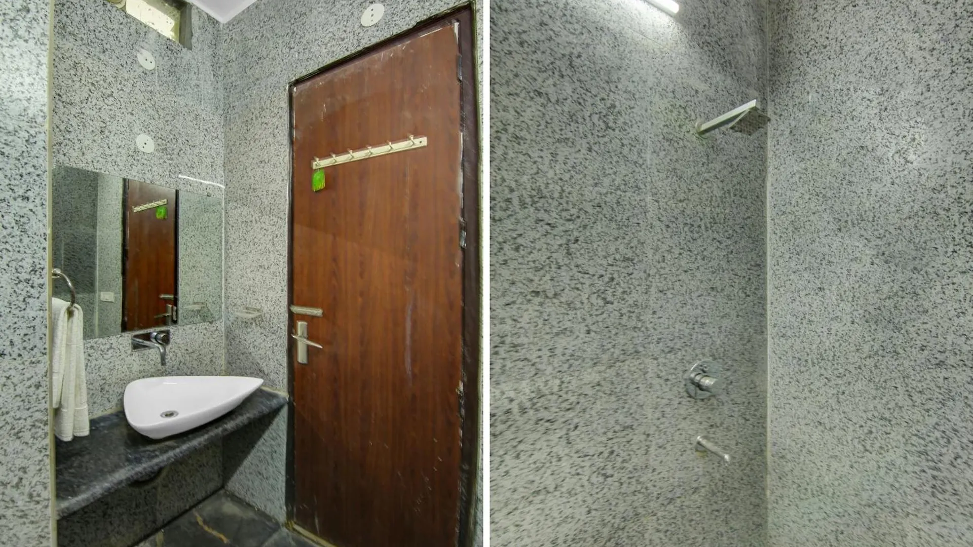Hotel O The Arrow Near Dtu College Delhi  4*, Delhi (National Capital Territory of India)