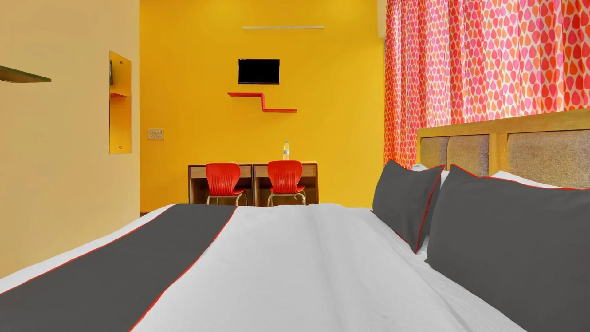 Hotel O The Arrow Near Dtu College Delhi  Delhi (National Capital Territory of India)