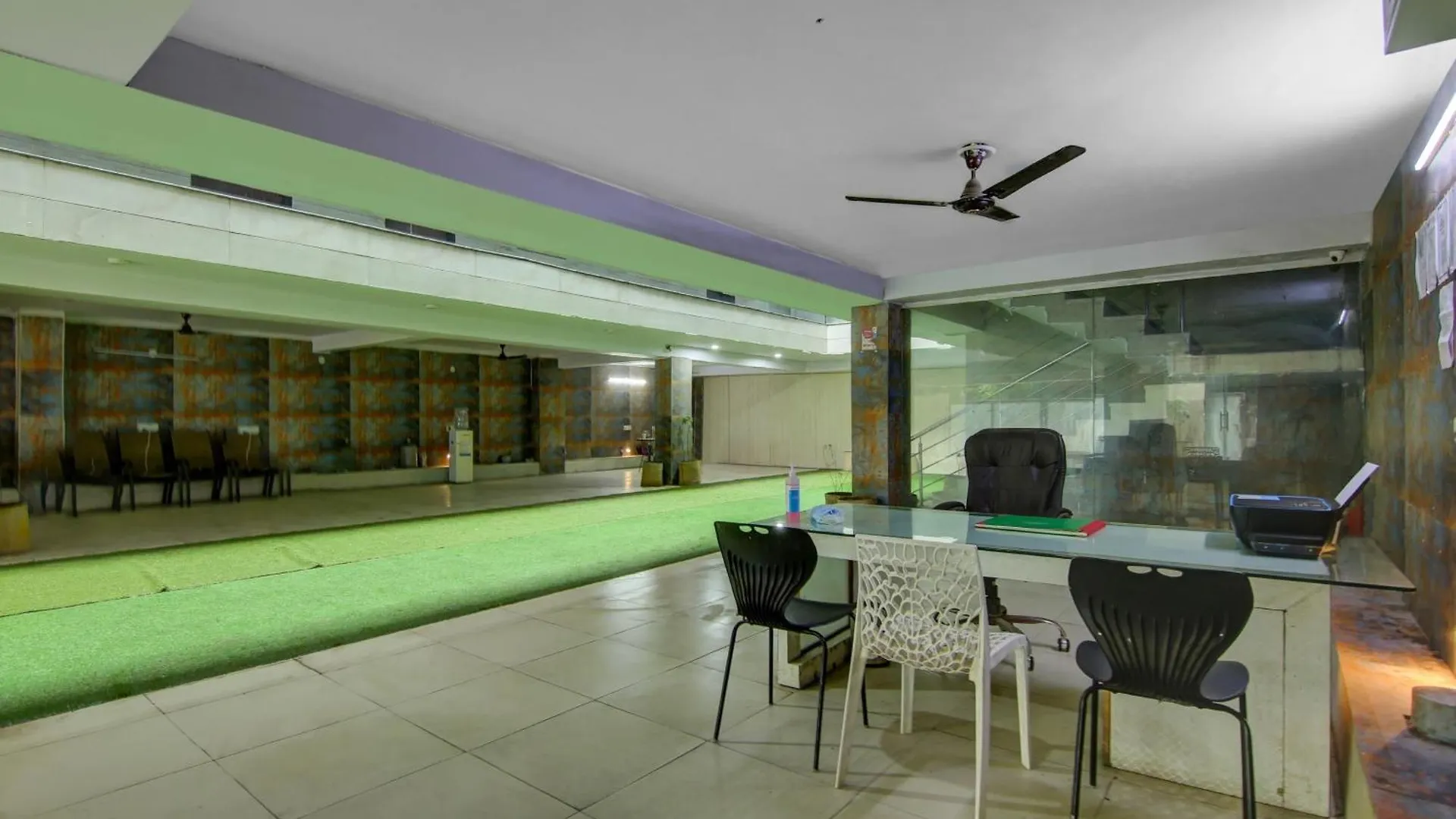 Hotel O The Arrow Near Dtu College Delhi  4*, Delhi (National Capital Territory of India)