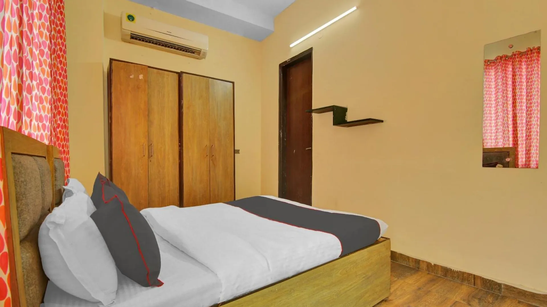 Hotel O The Arrow Near Dtu College Delhi  India